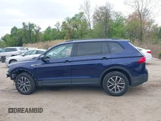 2021 Volkswagen Tiguan S с VIN 3VV1B7AX3MM150773, выставлен на аукционе IAAI как лот 42071532 с пробегом 45 284 миль миль и . История ставок и продаж доступна на DreamBid. Изображение 15.