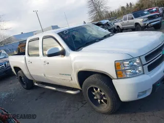 2013 Chevrolet Silverado 1500 LTZ with VIN 3GCPKTE76DG325060, listed as a IAAI auction lot 41383660 with 157,572 mi miles. Bid and sale history available at carsss.com. Image 13.