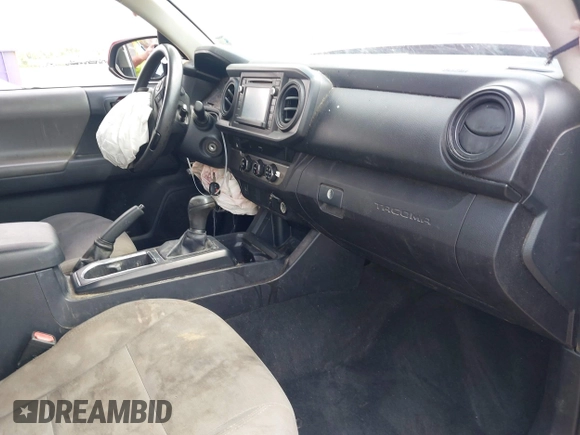 2018 Toyota Tacoma SR z VIN 5TFAX5GN3JX115019, wystawiony jako IAAI lot #42116802 z przebiegiem 190 220 mil mil oraz . Historia ofert i sprzedaży dostępna na DreamBid. Obrazek 5.
