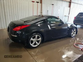 2008 Nissan 350Z z VIN JN1BZ34DX8M706512, wystawiony jako Copart lot #59040615 z przebiegiem 59 678 mil mil oraz Czysty tytuł • Clean title. Historia ofert i sprzedaży dostępna na DreamBid. Obrazek 3.