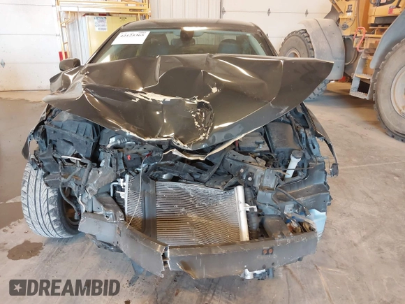 2014 Chevrolet Impala LT z VIN 2G1115SL8E9253725, wystawiony jako IAAI lot #42125365 z przebiegiem 162 486 mil mil oraz . Historia ofert i sprzedaży dostępna na DreamBid. Obrazek 6.