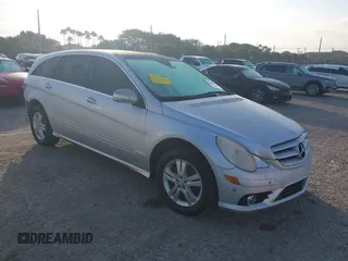 2008 Mercedes-Benz R-Class 3.5L with VIN 4JGCB56E48A073428, listed as a IAAI auction lot 41398278 with 125,922 mi miles. Bid and sale history available at carsss.com. Image 1.