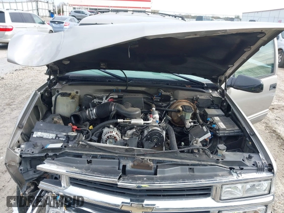 1998 Chevrolet Tahoe z VIN 1GNEK13R4WJ346417, wystawiony jako IAAI lot #41390436 z przebiegiem 184 094 mil mil oraz . Historia ofert i sprzedaży dostępna na DreamBid. Obrazek 10.