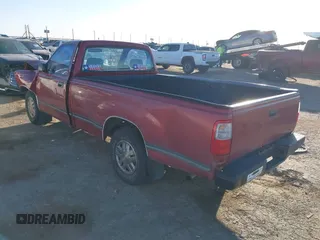 1993 Toyota T100 DX with VIN JT4VD10A6P0003388, listed as a IAAI auction lot 41685938 with 176,885 mi miles. Bid and sale history available at carsss.com. Image 3.