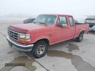 1992 Ford F-150 with VIN 1FTEX15N5NKA08828, listed as a IAAI auction lot 41882327 with Not Provided miles. Bid and sale history available at carsss.com. Image 2.
