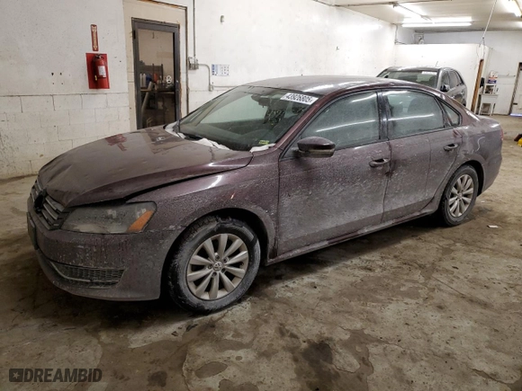 2014 Volkswagen Passat Wolfsburg Ed with VIN 1VWAT7A3XEC078477, listed as a Copart auction lot 43926805 with 139,167 mi miles and Clean Title. Bid and sale history available at carsss.com. Image 1.
