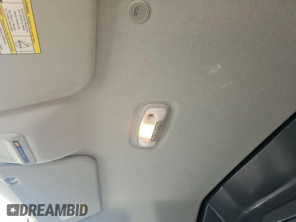 2020 Ford Transit z VIN 1FTBR1YG6LKA32420, wystawiony jako IAAI lot #42786972 z przebiegiem 45 104 mil mil oraz . Historia ofert i sprzedaży dostępna na DreamBid. Obrazek 8.