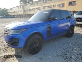 2020 Land Rover Range Rover Autobiography z VIN SALGV2SE4LA411395, wystawiony jako Copart lot #55337555 z przebiegiem 55 992 mil mil oraz Szkoda całkowita • Salvage title. Historia ofert i sprzedaży dostępna na DreamBid. Obrazek 1.