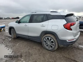 2020 GMC Terrain SLT z VIN 3GKALPEXXLL237407, wystawiony jako Copart lot #50748645 z przebiegiem 83 740 mil mil oraz Czysty tytuł • Clean title. Historia ofert i sprzedaży dostępna na DreamBid. Obrazek 2.