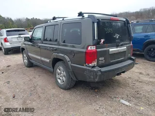 2006 Jeep Commander Limited with VIN 1J8HG58266C338505, listed as a IAAI auction lot 41913305 with 189,359 mi miles. Bid and sale history available at carsss.com. Image 3.