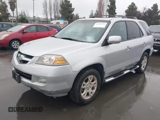 2005 Acura MDX Touring with VIN 2HNYD18935H555408, listed as a IAAI auction lot 41782216 with 208,346 mi miles. Bid and sale history available at carsss.com. Image 2.