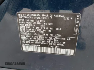 2018 Volkswagen Atlas SE z VIN 1V2KR2CA4JC532476, wystawiony jako IAAI lot #42070722 z przebiegiem 155 320 mil mil oraz . Historia ofert i sprzedaży dostępna na DreamBid. Obrazek 9.