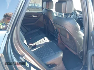 2018 Audi SQ5 with VIN WA1A4BFY6J2023333, listed as a IAAI auction lot 41645265 with 59,816 mi miles and . Bid and sale history available at DreamBid. Image 8.