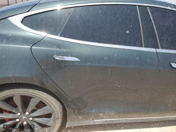 2014 Tesla Model S 60 kWh Battery with VIN 5YJSA1H18EFP49002, listed as a Copart auction lot 52215665 with 0 mi miles and Salvage Title. Bid and sale history available at carsss.com. Image 10.