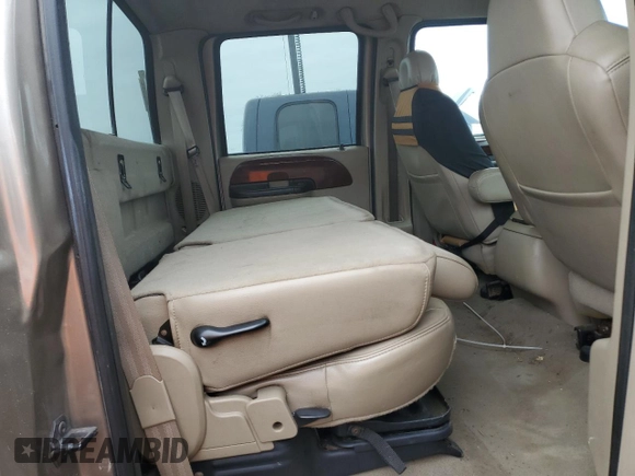 2005 Ford F-250 XL with VIN 1FTSW21P65ED22554, listed as a Copart auction lot 75177884 with 308,817 mi miles and Salvage Title. Bid and sale history available at DreamBid. Image 10.