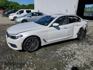 2020 BMW 5 Series 540i xDrive z VIN WBAJS3C01LWW68609, wystawiony jako Copart lot #55895565 z przebiegiem Nie podano mil oraz Szkoda całkowita • Salvage title. Historia ofert i sprzedaży dostępna na DreamBid. Obrazek 1.