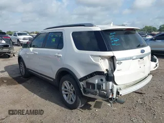 2017 Ford Explorer XLT с VIN 1FM5K7DH1HGC04796, выставлен на аукционе IAAI как лот 42520198 с пробегом 126 920 миль миль и . История ставок и продаж доступна на DreamBid. Изображение 3.
