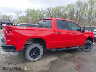 2019 Chevrolet Silverado 1500 LT Trail Boss with VIN 1GCPYFED0KZ385466, listed as a IAAI auction lot 41875935 with 94,762 mi miles. Bid and sale history available at carsss.com. Image 13.