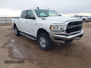 2019 Ram 2500 Big Horn with VIN 3C6UR5DJ8KG544954, listed as a IAAI auction lot 41588673 with 50,410 mi miles. Bid and sale history available at carsss.com. Image 1.