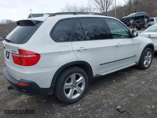 2009 BMW X5 30i with VIN 5UXFE43569L275733, listed as a IAAI auction lot 41897558 with 154,192 mi miles. Bid and sale history available at carsss.com. Image 4.