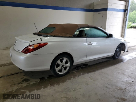 2004 Toyota Solara SE with VIN 4T1FA38PX4U025945, listed as a Copart auction lot 61092845 with 141,440 mi miles and Clean title. Bid and sale history available at DreamBid. Image 3.