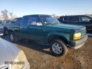 1995 Dodge Dakota z VIN 1B7GG23Y6SW902465, wystawiony jako Copart lot #44148865 z przebiegiem 174 126 mil mil oraz Czysty tytuł • Clean title. Historia ofert i sprzedaży dostępna na DreamBid. Obrazek 4.