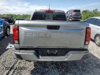 2024 Chevrolet Colorado 4WD LT z VIN 1GCPTCEK8R1169613, wystawiony jako Copart lot #56467265 z przebiegiem Nie podano mil oraz Nie do naprawy • Non repairable. Historia ofert i sprzedaży dostępna na DreamBid. Obrazek 6.