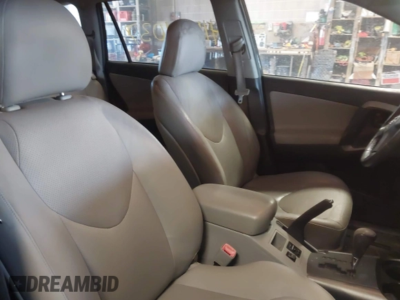 2010 Toyota RAV4 Ltd with VIN 2T3DF4DV6AW028590, listed as a IAAI auction lot 41424037 with 223,975 mi miles. Bid and sale history available at carsss.com. Image 21.