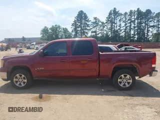 2008 GMC Sierra 1500 SLE1 z VIN 2GTEC130781219570, wystawiony jako IAAI lot #42040864 z przebiegiem 277 819 mil mil oraz . Historia ofert i sprzedaży dostępna na DreamBid. Obrazek 14.