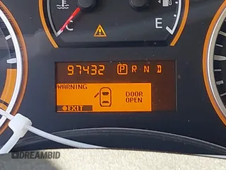 2015 Nissan Titan SV z VIN 1N6BA0ED5FN508975, wystawiony jako IAAI lot #42032737 z przebiegiem 97 432 mil mil oraz . Historia ofert i sprzedaży dostępna na DreamBid. Obrazek 16.