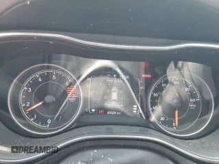2019 Jeep Cherokee Latitude Plus с VIN 1C4PJLLB8KD382154, выставлен на аукционе Copart как лот 57723185 с пробегом 89 329 миль миль и Списание • Salvage title. История ставок и продаж доступна на DreamBid. Изображение 9.