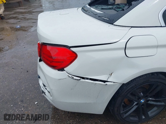 2017 BMW 4 Series 430i z VIN WBA4U7C52H5H19190, wystawiony jako IAAI lot #42086394 z przebiegiem 202 020 mil mil oraz . Historia ofert i sprzedaży dostępna na DreamBid. Obrazek 6.