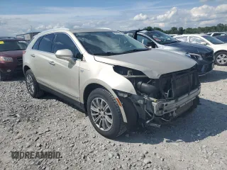 2017 Cadillac XT5 Luxury FWD z VIN 1GYKNBRS9HZ121914, wystawiony jako Copart lot #56901985 z przebiegiem 81 017 mil mil oraz Szkoda całkowita • Salvage title. Historia ofert i sprzedaży dostępna na DreamBid. Obrazek 4.