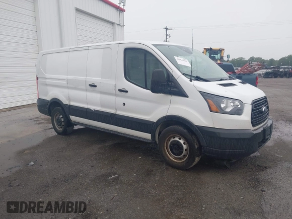 2018 Ford Transit с VIN 1FTYE1ZM2JKB20887, выставлен на аукционе IAAI как лот 42060582 с пробегом 257 476 миль миль и . История ставок и продаж доступна на DreamBid. Изображение 13.