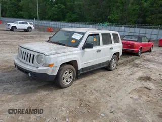 2016 Jeep Patriot Sport SE with VIN 1C4NJPBA4GD574945, listed as a IAAI auction lot 42121214 with Not Provided miles and . Bid and sale history available at carsss.com. Image 2.