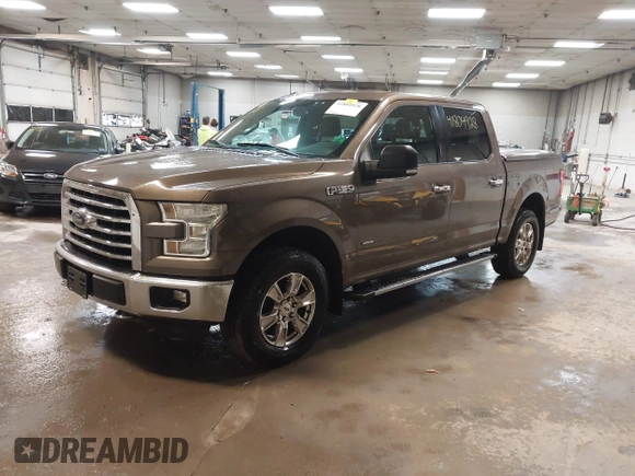 2016 Ford F-150 XLT with VIN 1FTEW1EP1GFA65818, listed as a IAAI auction lot 41804928 with 169,074 mi miles. Bid and sale history available at carsss.com. Image 18.