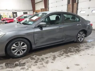 2014 Honda Accord LX z VIN 1HGCR2F32EA235082, wystawiony jako IAAI lot #42225758 z przebiegiem 132 832 mil mil oraz . Historia ofert i sprzedaży dostępna na DreamBid. Obrazek 6.