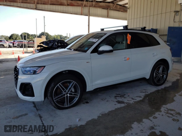2023 Audi Q5 S line Premium Plus with VIN WA1E2AFY8P2128031, listed as a Copart auction lot 82355774 with 23,909 mi miles and Clean title. Bid and sale history available at DreamBid. Image 1.