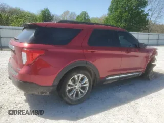 2021 Ford Explorer XLT with VIN 1FMSK8DH0MGA58894, listed as a Copart auction lot 52702735 with 52,553 mi miles and Salvage Title. Bid and sale history available at carsss.com. Image 3.