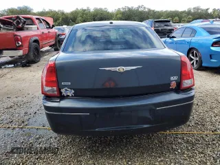 2007 Chrysler 300 Limited with VIN 2C3KK53G97H771740, listed as a Copart auction lot 79426564 with 132,823 mi miles and Salvage Title. Bid and sale history available at carsss.com. Image 6.