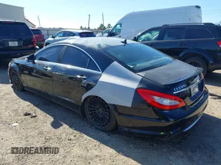 2014 Mercedes-Benz CLS-Class CLS 550 with VIN WDDLJ7DB3EA117402, listed as a IAAI auction lot 41171927 with 146,038 mi miles. Bid and sale history available at carsss.com. Image 3.