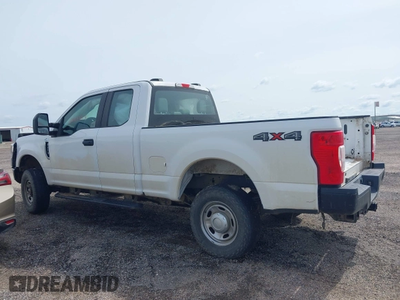 2020 Ford F-250 XL с VIN 1FT7X2B66LED41286, выставлен на аукционе IAAI как лот 42108623 с пробегом Не указан миль и . История ставок и продаж доступна на DreamBid. Изображение 15.
