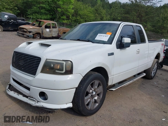 2008 Ford F-150 STX with VIN 1FTRX12W08KE93852, listed as a IAAI auction lot 42074767 with 199,382 mi miles and . Bid and sale history available at carsss.com. Image 2.