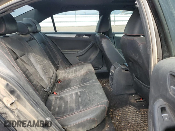 2014 Volkswagen Jetta GLI Edition 30 with VIN 3VW4S7AJ6EM211054, listed as a Copart auction lot 62810235 with 151,382 mi miles and Salvage title. Bid and sale history available at DreamBid. Image 10.