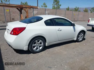 2009 Nissan Altima 2.5 S with VIN 1N4AL24E89C191018, listed as a IAAI auction lot 41986999 with 199,233 mi miles. Bid and sale history available at carsss.com. Image 4.