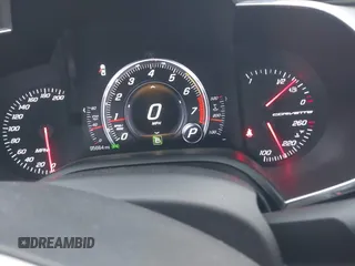 2015 Chevrolet Corvette 3LT z VIN 1G1YF2D77F5110035, wystawiony jako IAAI lot #42180031 z przebiegiem 95 684 mil mil oraz . Historia ofert i sprzedaży dostępna na DreamBid. Obrazek 7.