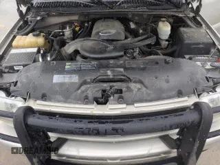2004 Chevrolet Suburban Z71 z VIN 3GNFK16Z44G305168, wystawiony jako Copart lot #53900955 z przebiegiem 186 770 mil mil oraz Szkoda całkowita • Salvage title. Historia ofert i sprzedaży dostępna na DreamBid. Obrazek 12.