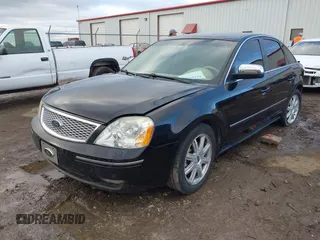 2005 Ford Five Hundred Limited с VIN 1FAFP25185G126517, выставлен на аукционе IAAI как лот 41449598 с пробегом 129 530 миль миль и . История ставок и продаж доступна на DreamBid. Изображение 17.