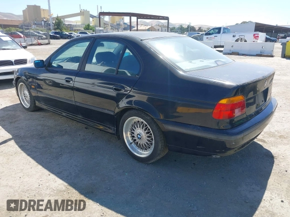 2000 BMW 5 Series 528i with VIN WBADM6349YGU29547, listed as a IAAI auction lot 42138468 with 207,469 mi miles and . Bid and sale history available at DreamBid. Image 3.
