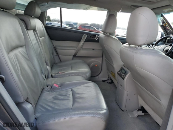 2009 Toyota Highlander Sport with VIN JTEDS43A692076844, listed as a Copart auction lot 45097635 with 174,078 mi miles and Salvage Title. Bid and sale history available at carsss.com. Image 11.